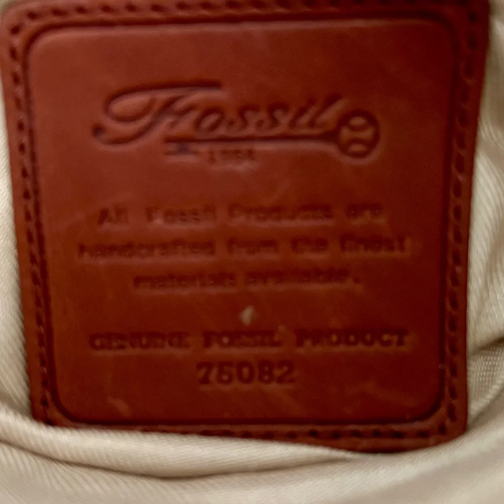 Fossil Purse, canvas flowers, leather trim - Picture 2 of 4